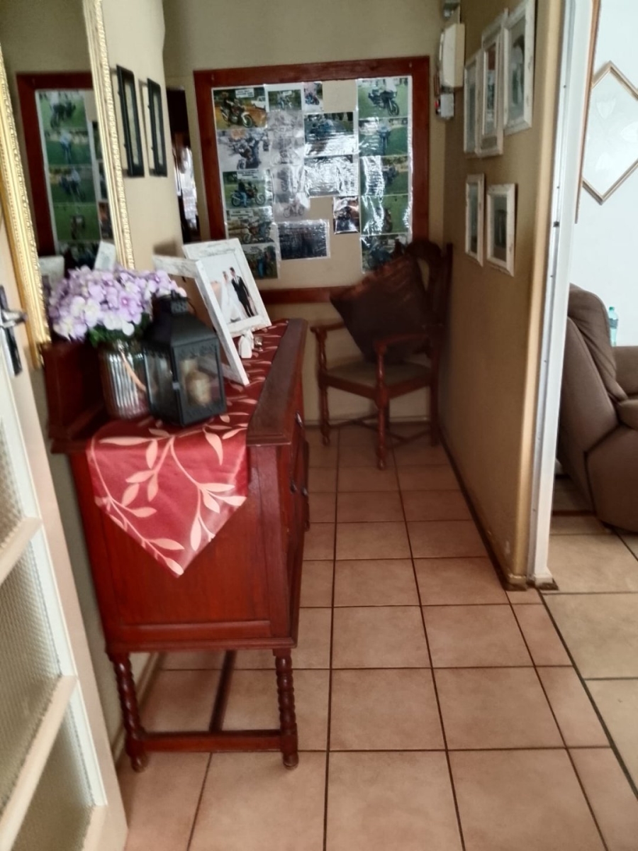 3 Bedroom Property for Sale in Flimieda North West